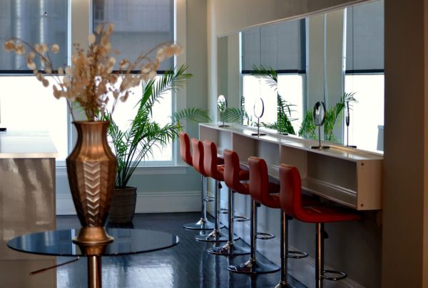 How Much Hairdressers Make in Ireland, Hairdresser Salary Ireland | Big Red Cloud