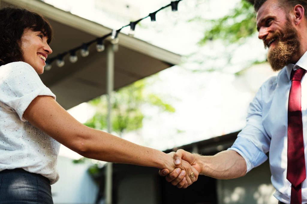 6 Ways to Keep Customers Coming Back | Big Red Cloud